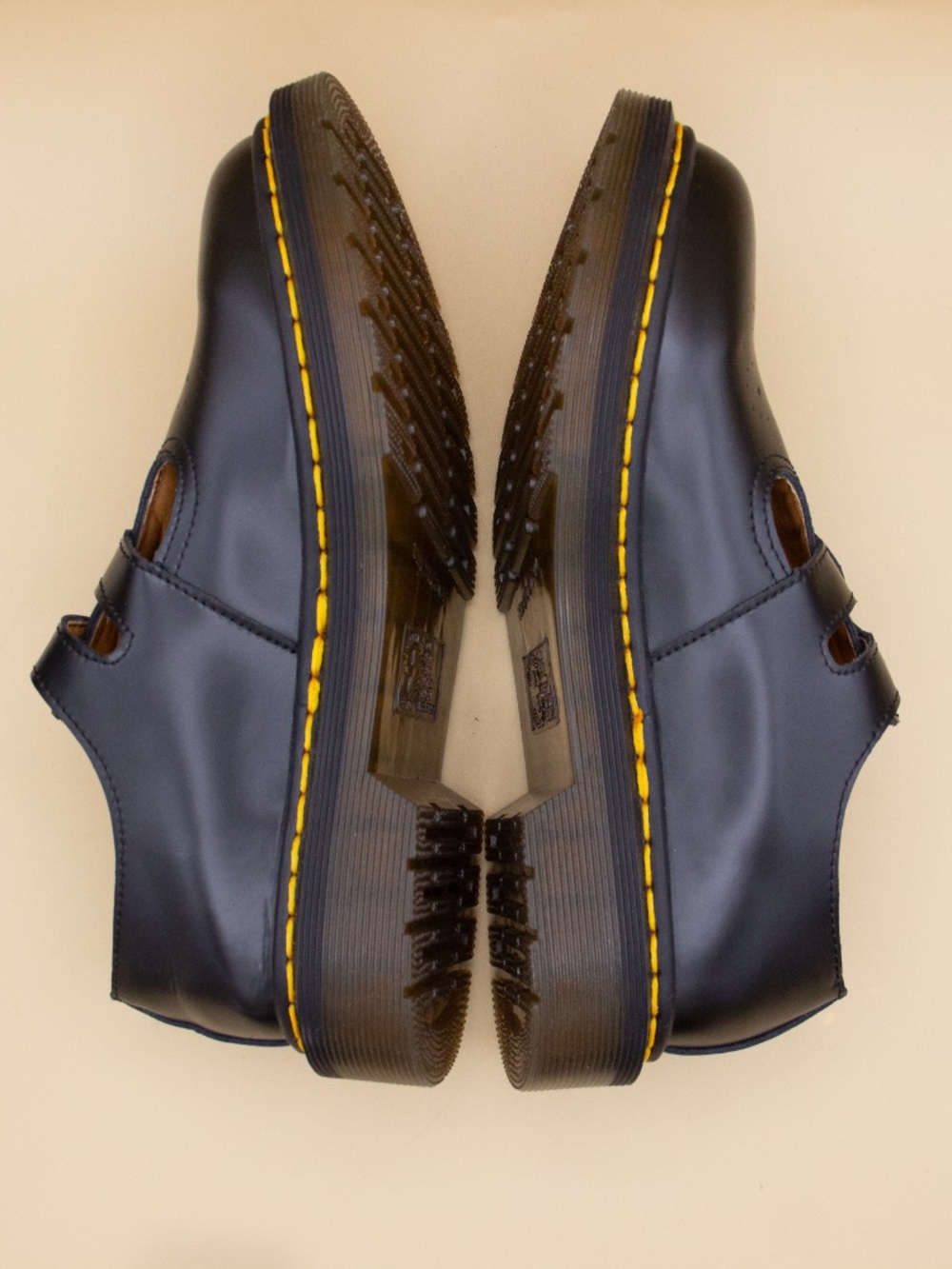 DR. MARTENS 8065 Smooth Black Leather Mary Jane Shoes Women’s Size 9 - Picture 6 of 9